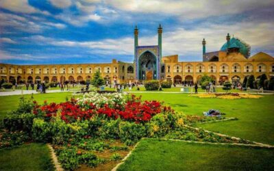 سفر به اصفهان نصف جهان