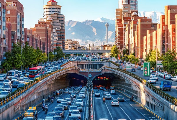 سفر به تهران با راشا پرواز